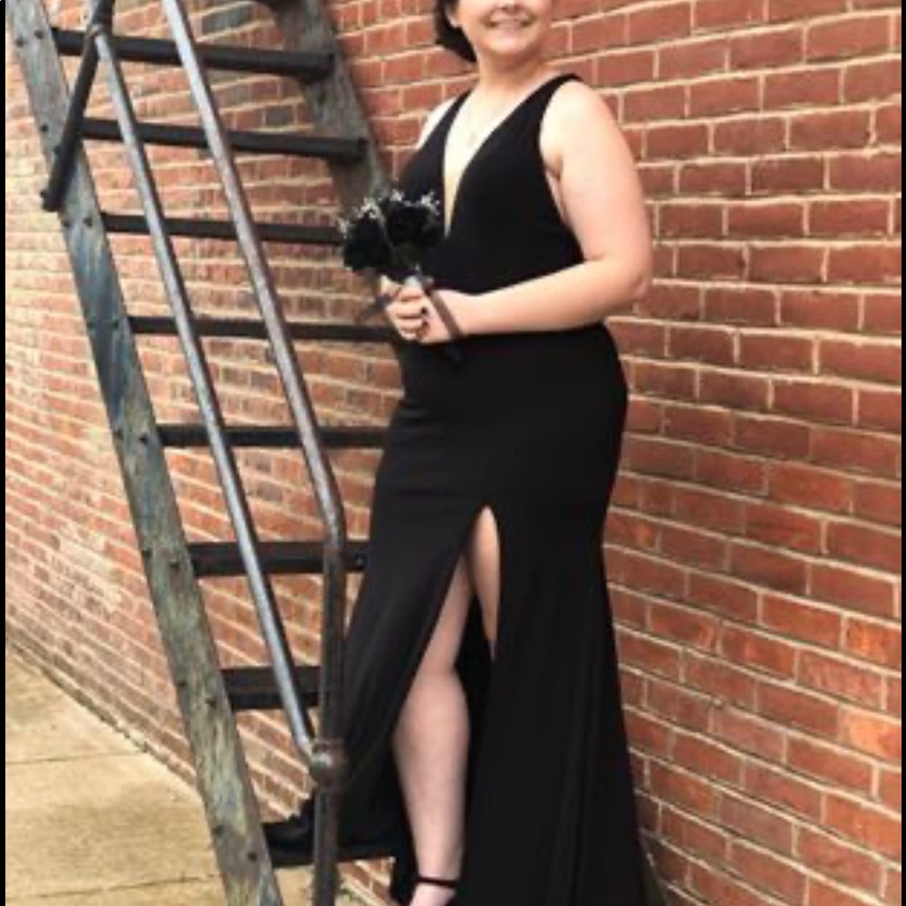 Mori Lee size 8 gown with train and beaded back